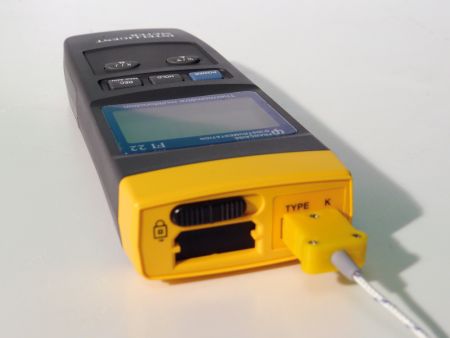 FI22 | Thermomètre numérique multifonctions (selon la sonde optionnelle associée) 